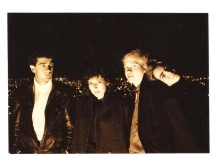 Formación original de Pasaporte. Fotografía tomada del Fan page de la banda en Facebook.