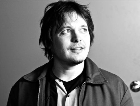 Trevor Dunn. Fotografía tomada de gunshyassassin.com .