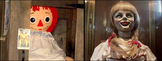 Al la izquierda la verdadera muñeca Anabelle a la derecha la versión de la película. imagen tomada de historiasbastardasextraordinarias.blogspot.com.