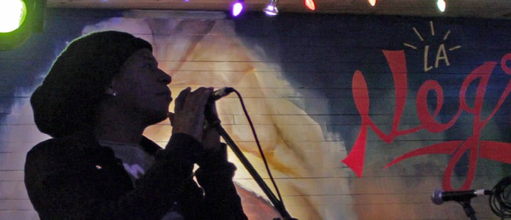 Foto Por Gina Navarro.